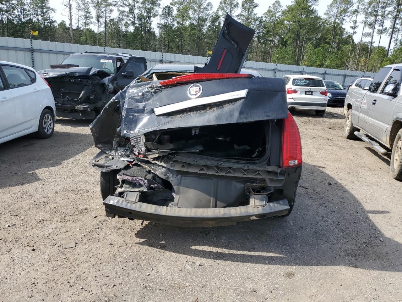2011 CADILLAC CTS LUXURY - Image 6