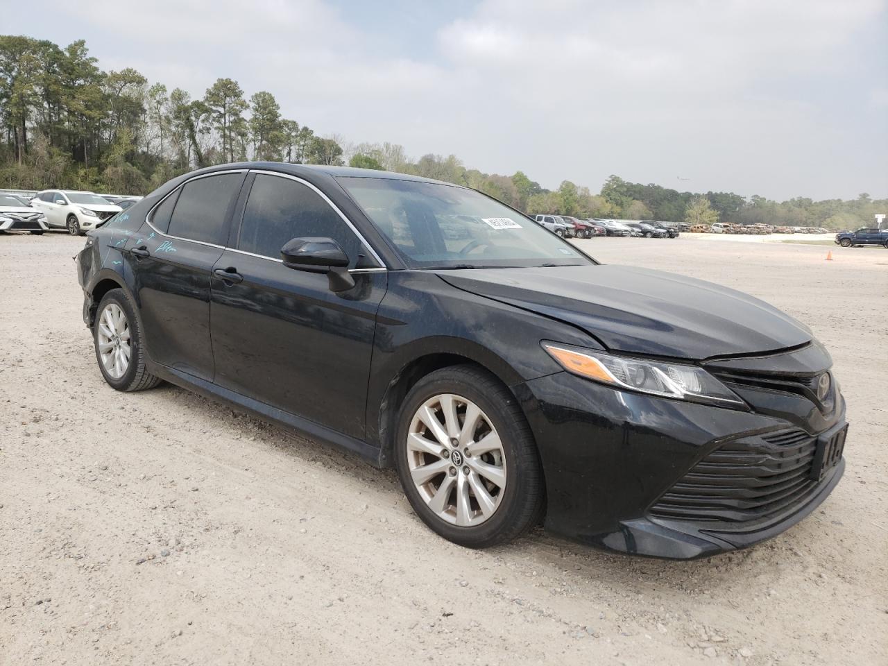 2018 TOYOTA CAMRY L - Фото 4