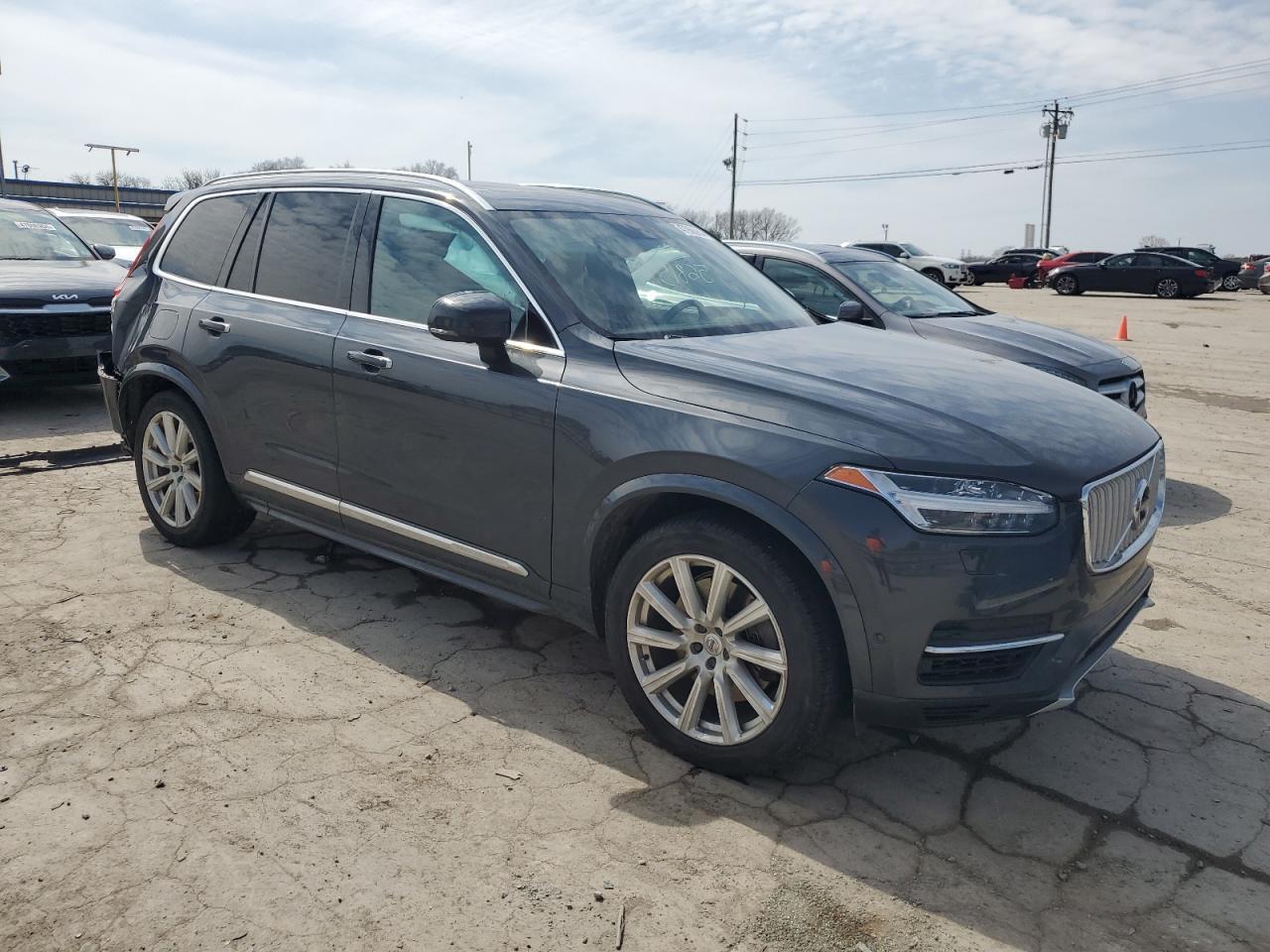 2016 VOLVO XC90 T8 - Фото 4