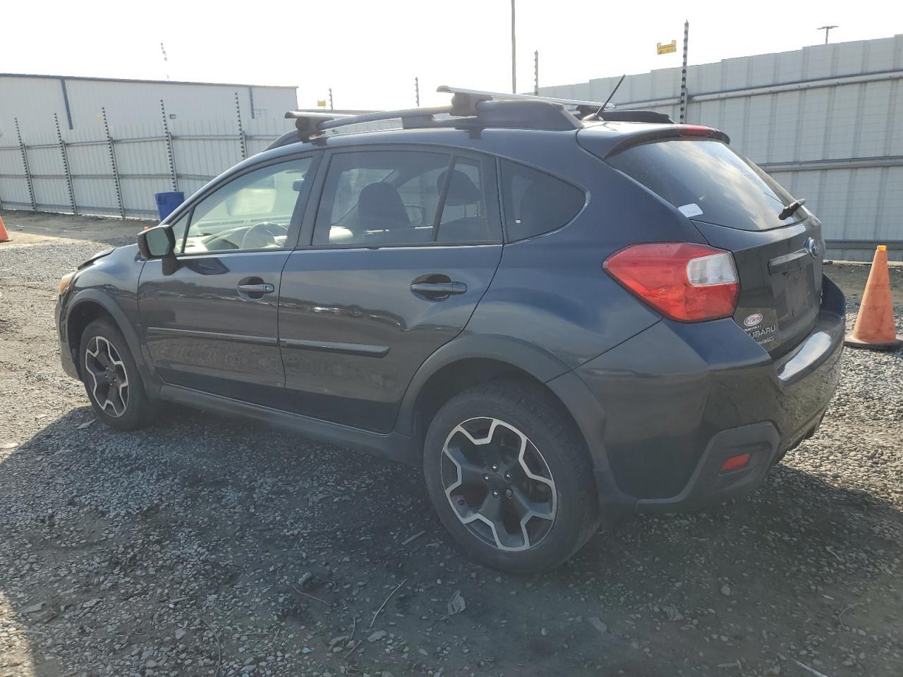 2015 SUBARU XV CROSSTR - Image 2