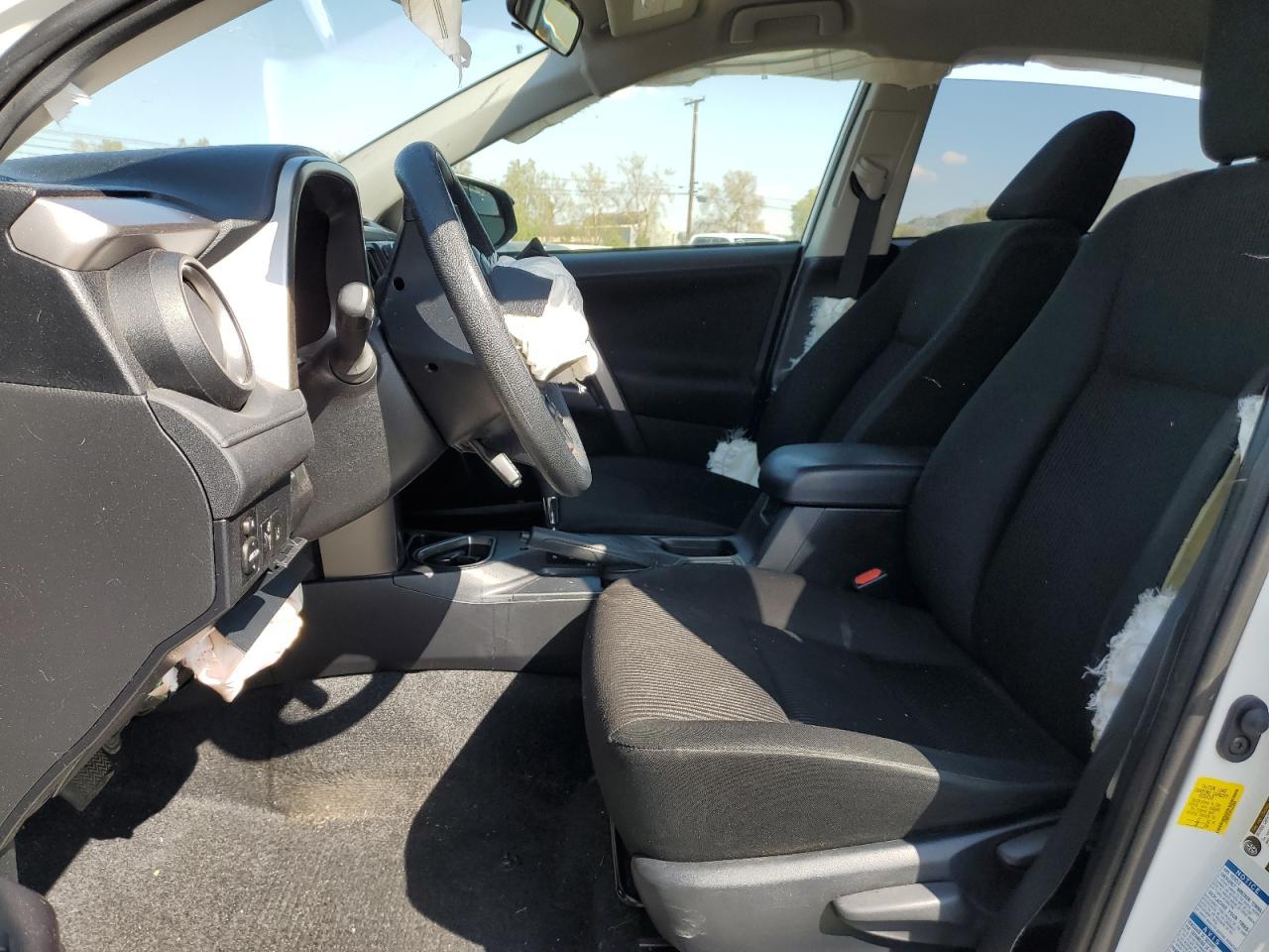 2018 TOYOTA RAV4 LE - Image 7