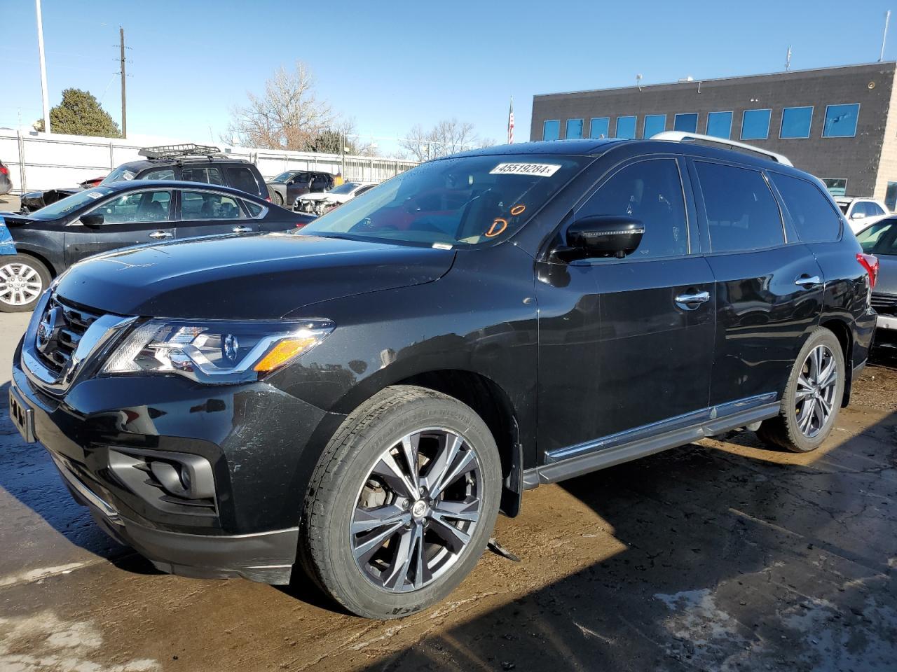 2017 NISSAN PATHFINDER
