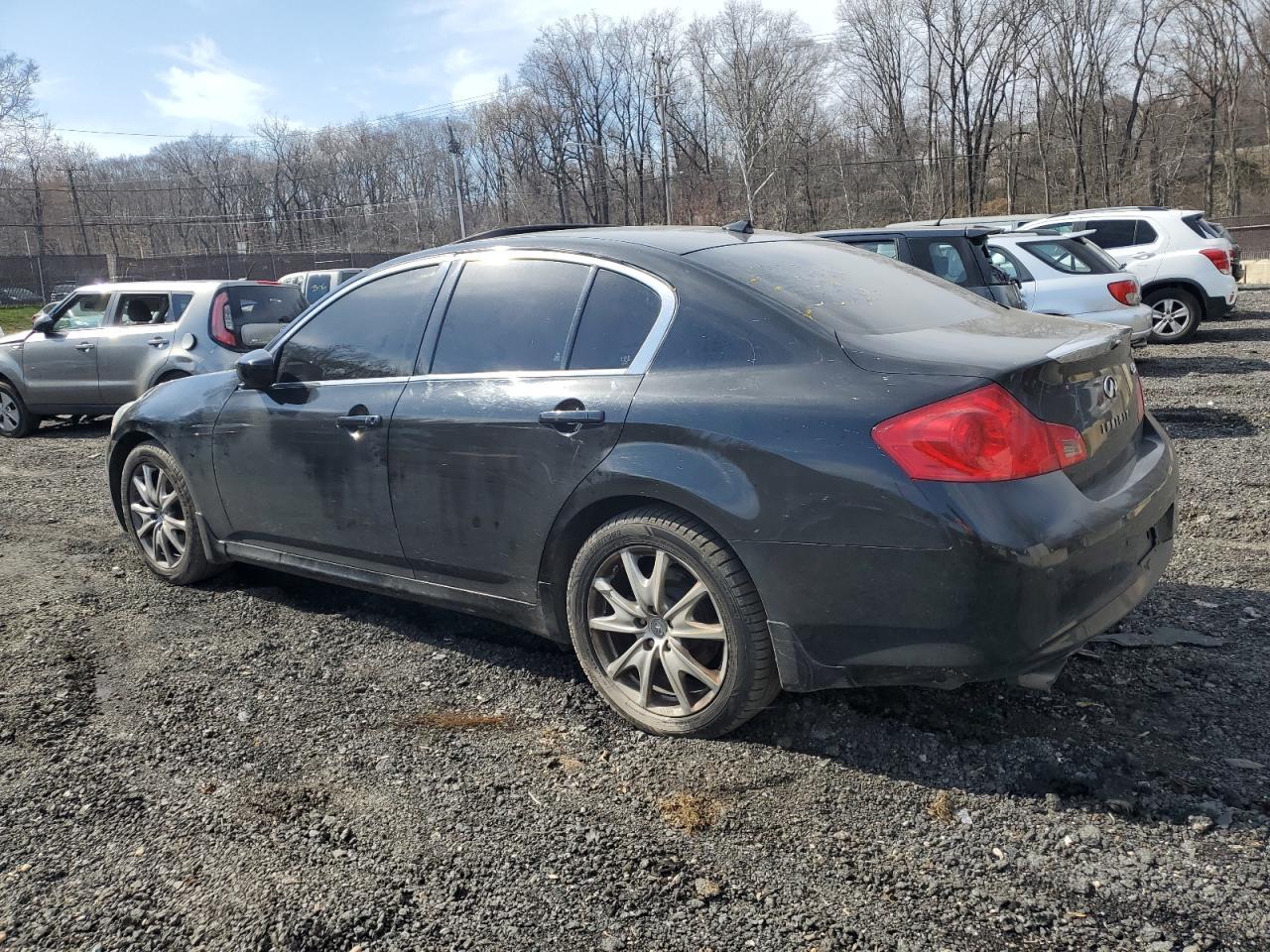 2012 INFINITI G37 - Image 2