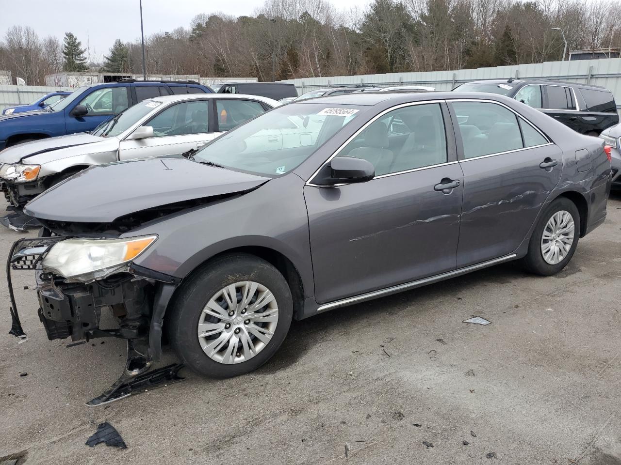 2014 TOYOTA CAMRY L