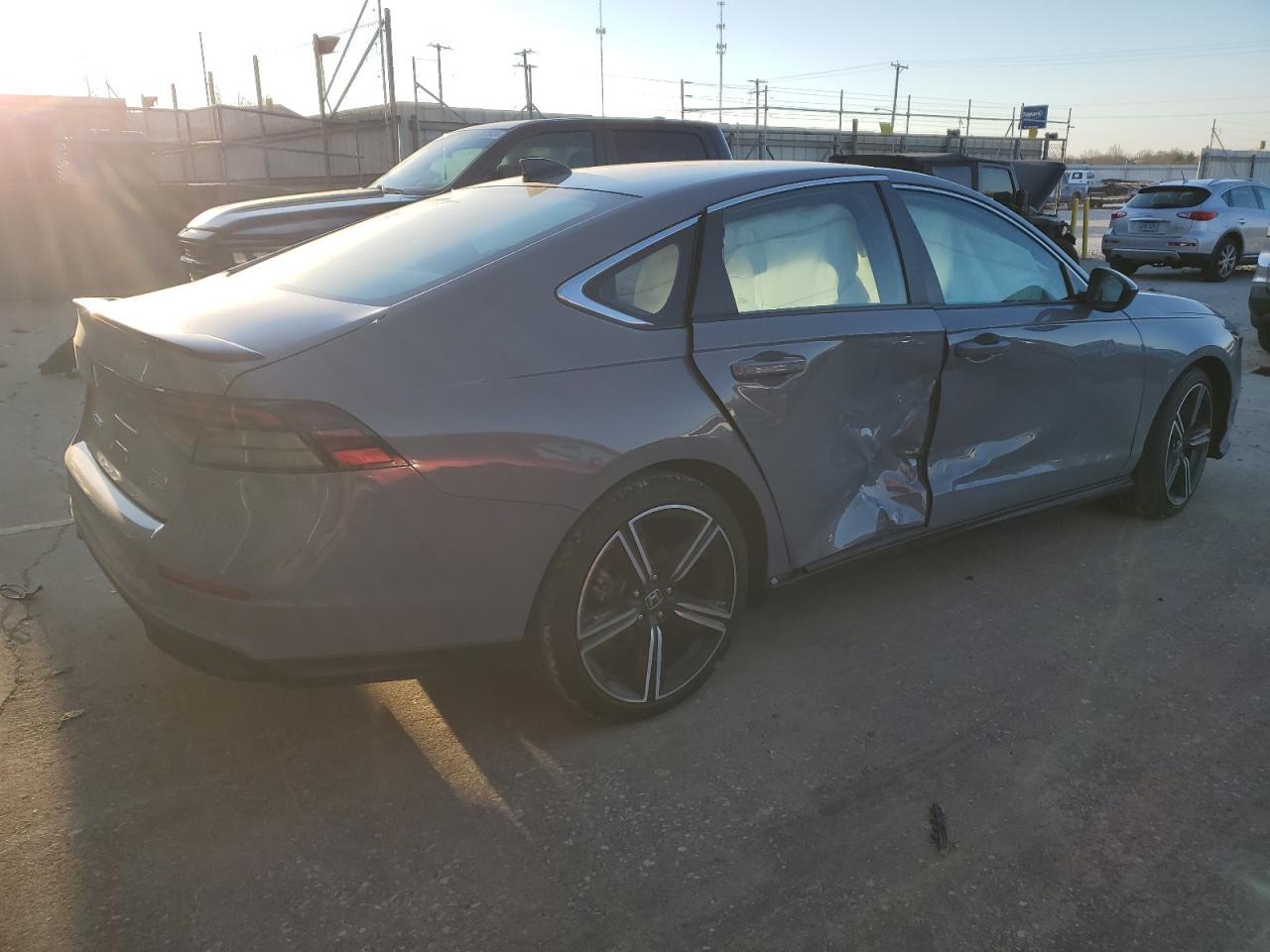 2023 HONDA ACCORD HYB - Фото 3