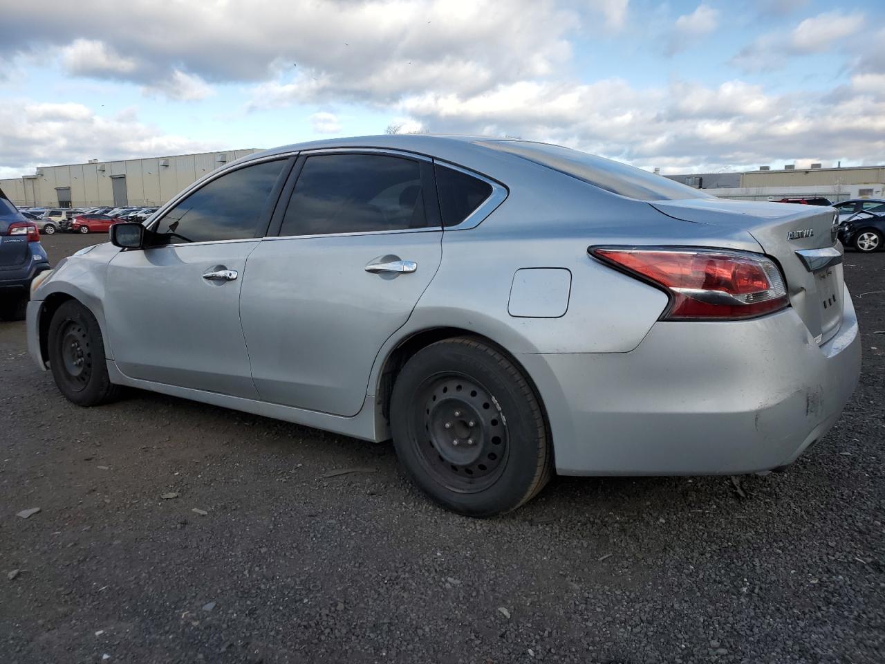 2015 NISSAN ALTIMA 2.5 - Фото 2