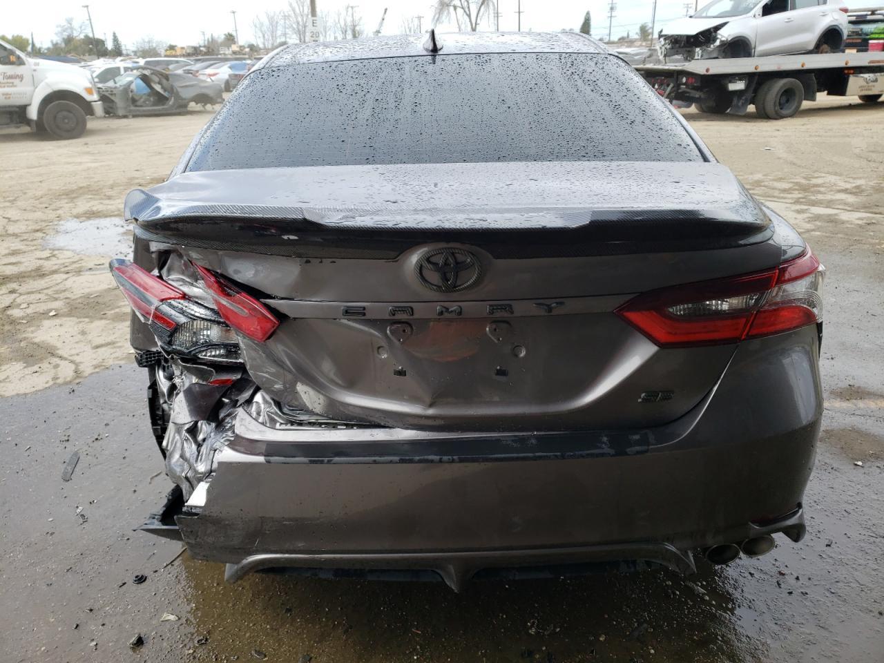 2021 TOYOTA CAMRY SE - Image 6