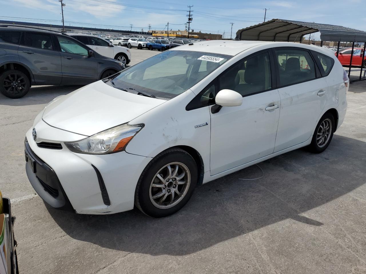 2016 TOYOTA PRIUS V car image