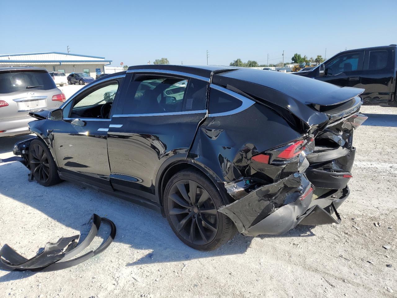 2018 TESLA MODEL X - Фото 2