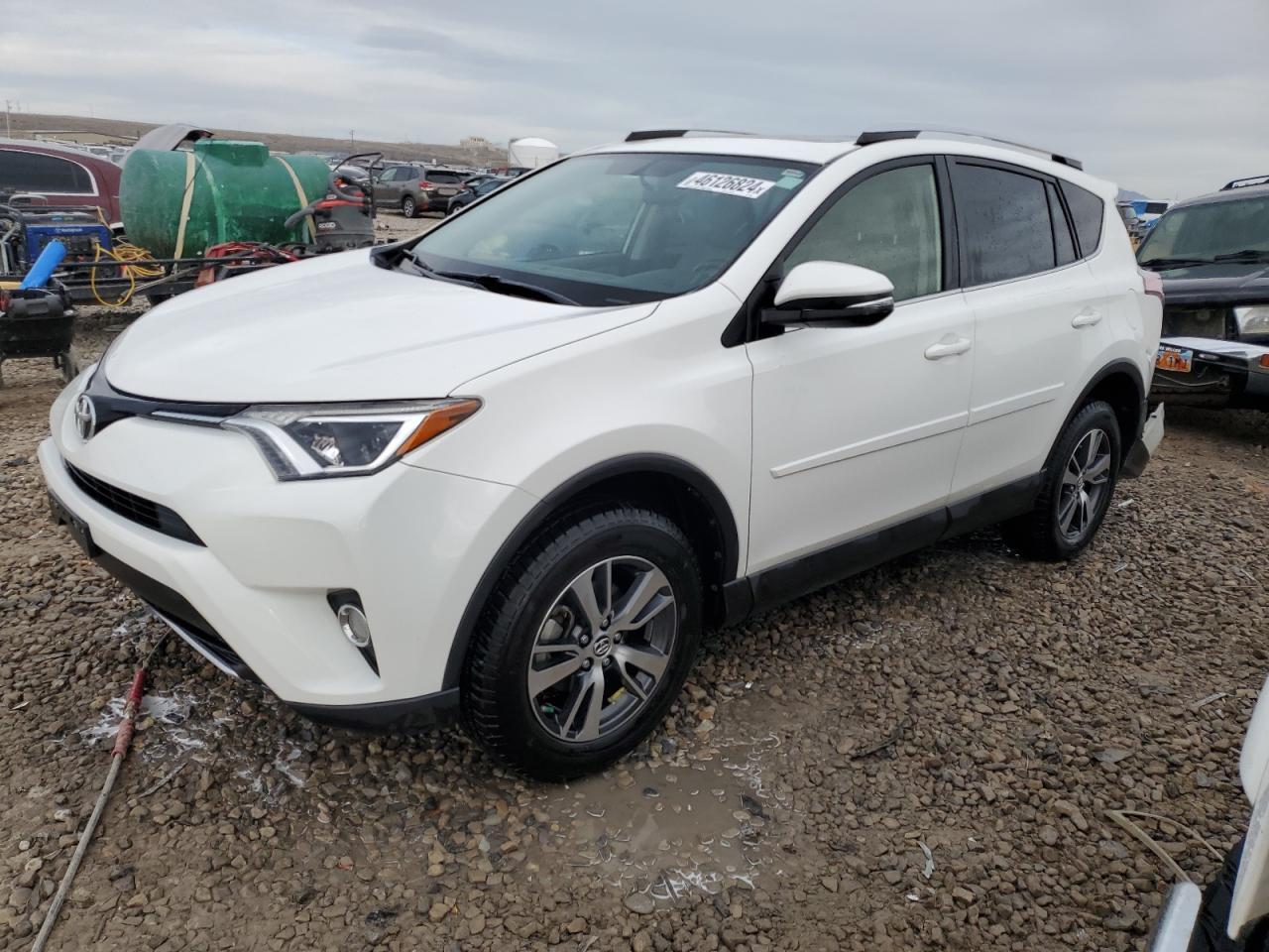 2016 TOYOTA RAV4 XLE
