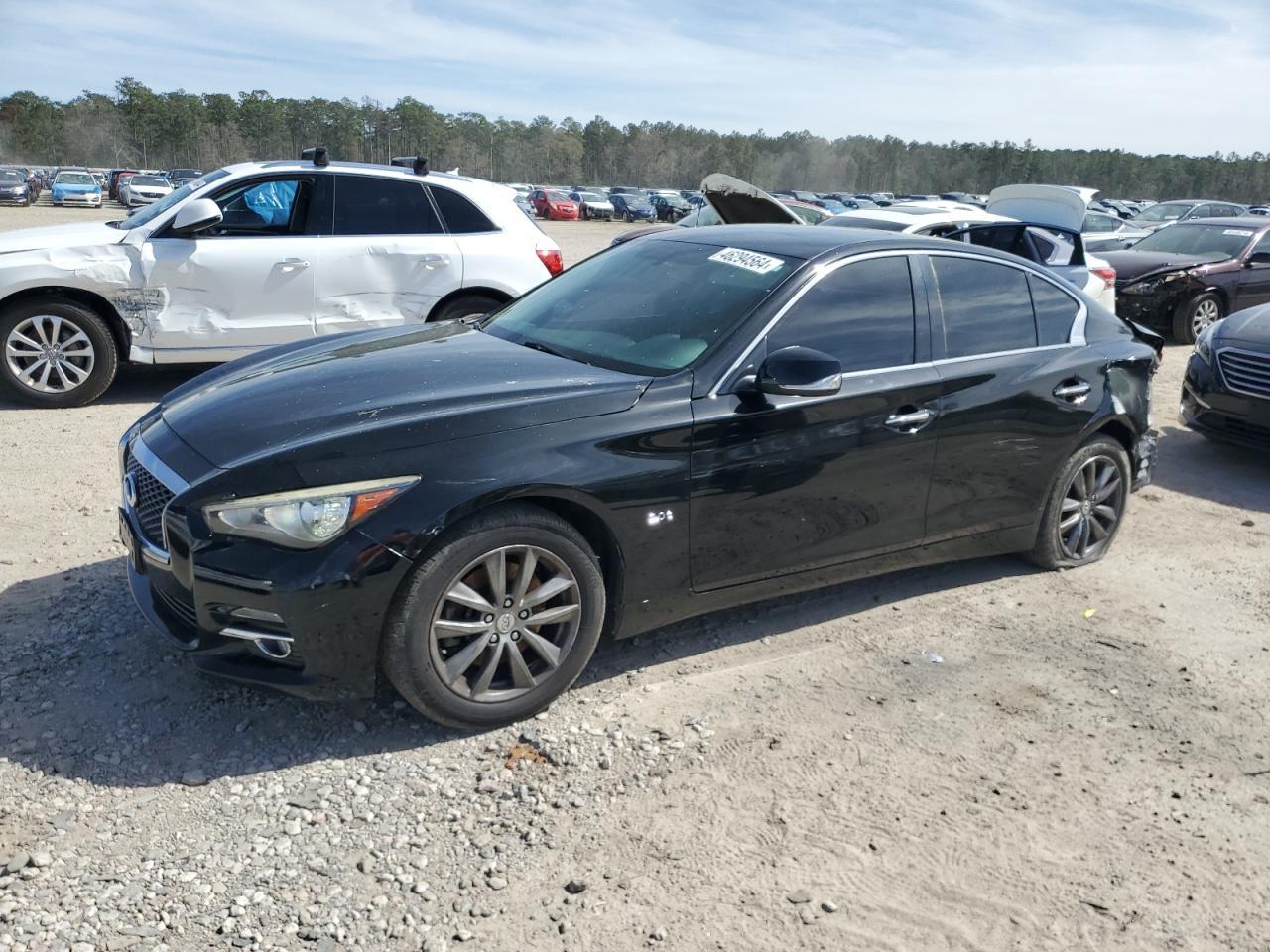 2016 INFINITI Q50 BASE