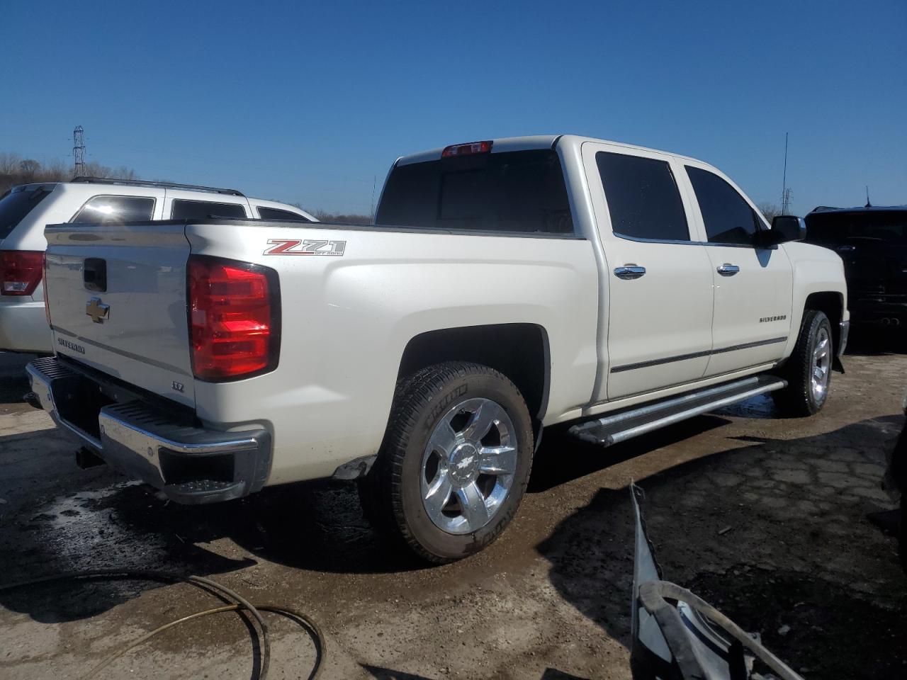 2015 CHEVROLET SILVERADO - Image 3