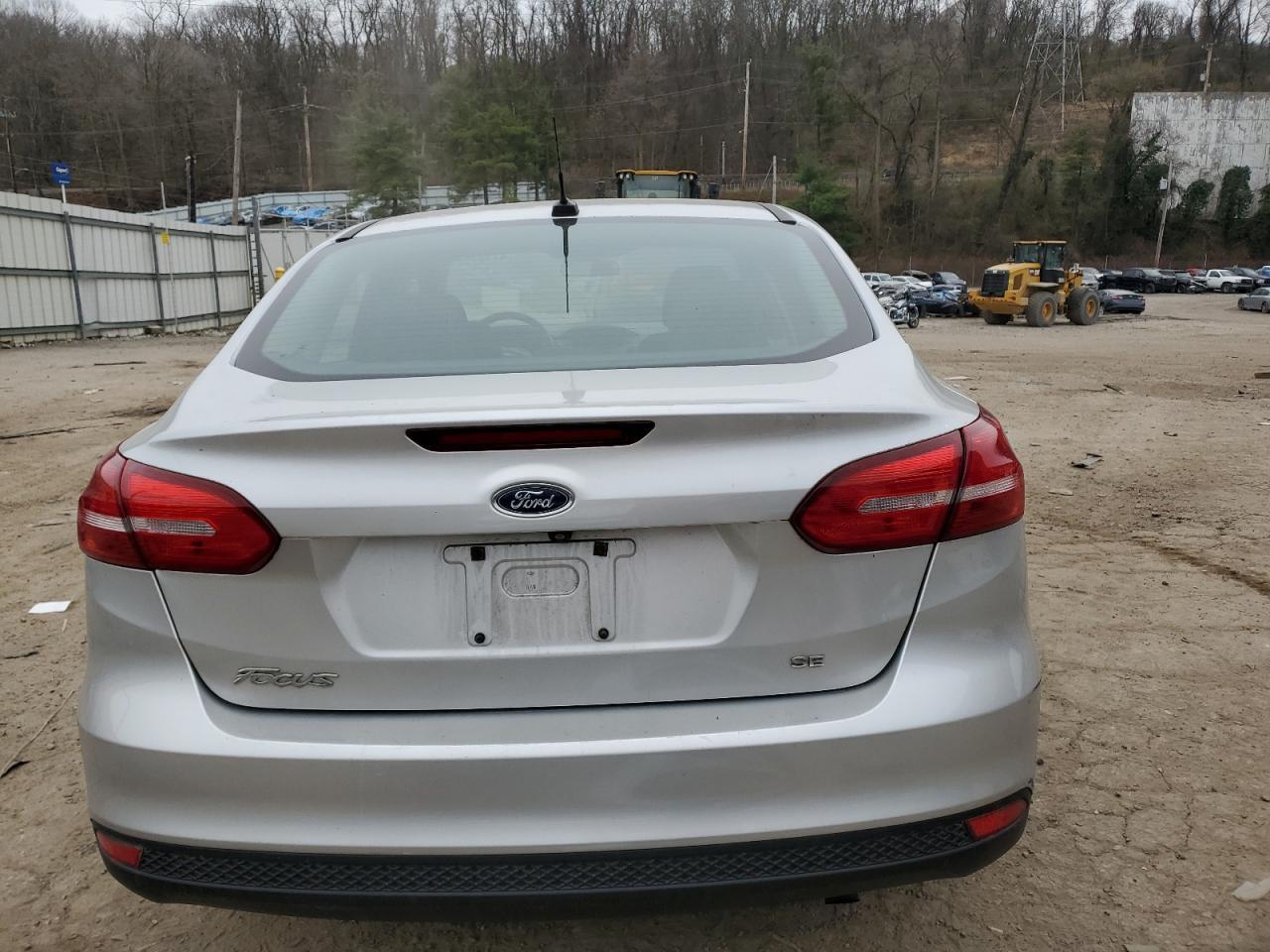 2016 FORD FOCUS SE - Image 6