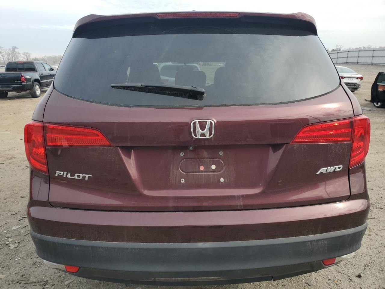 2017 HONDA PILOT EXL - Image 6