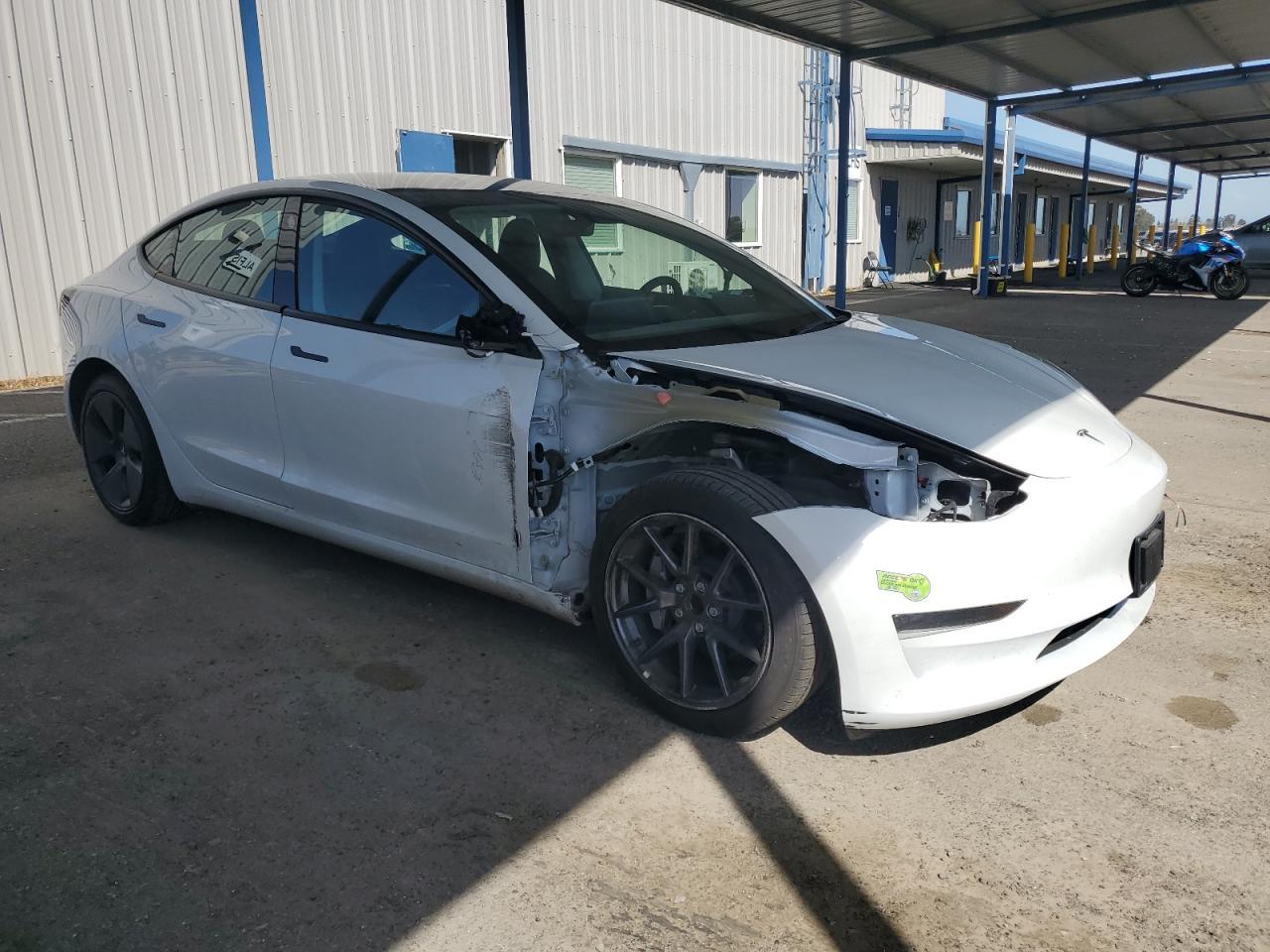 2023 TESLA MODEL 3 - Фото 4