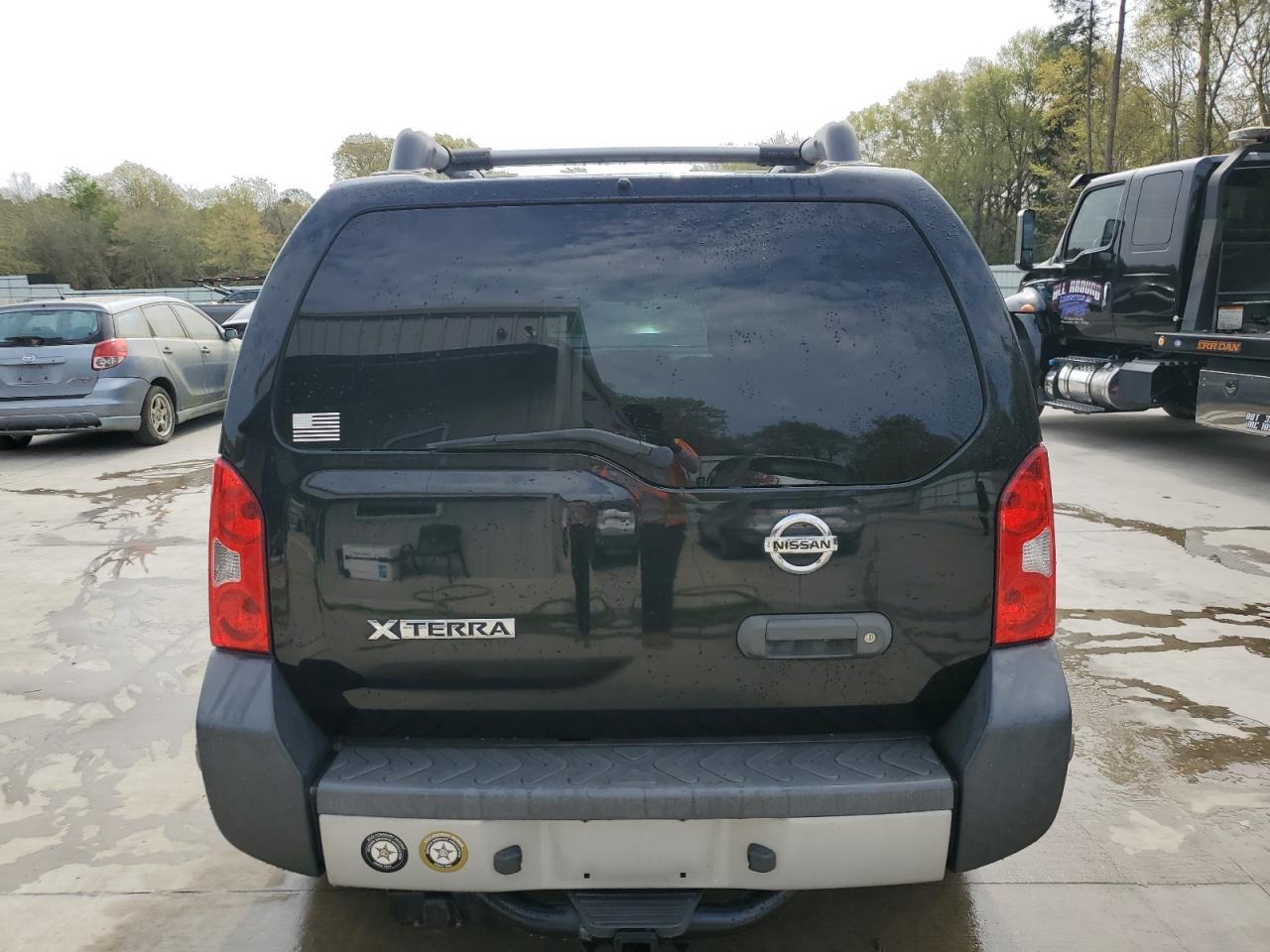 2013 NISSAN XTERRA X - Фото 6