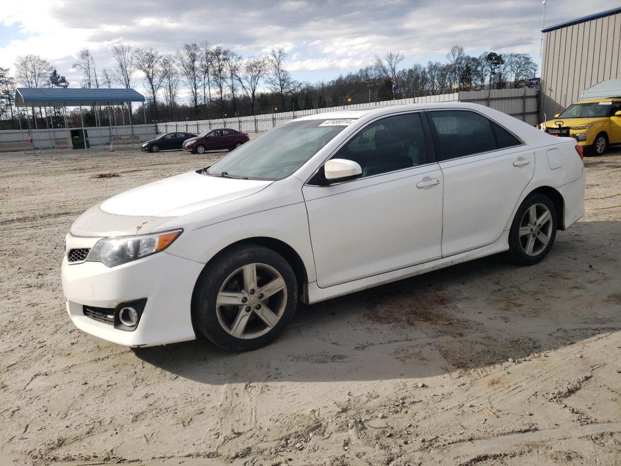 2014 TOYOTA CAMRY L