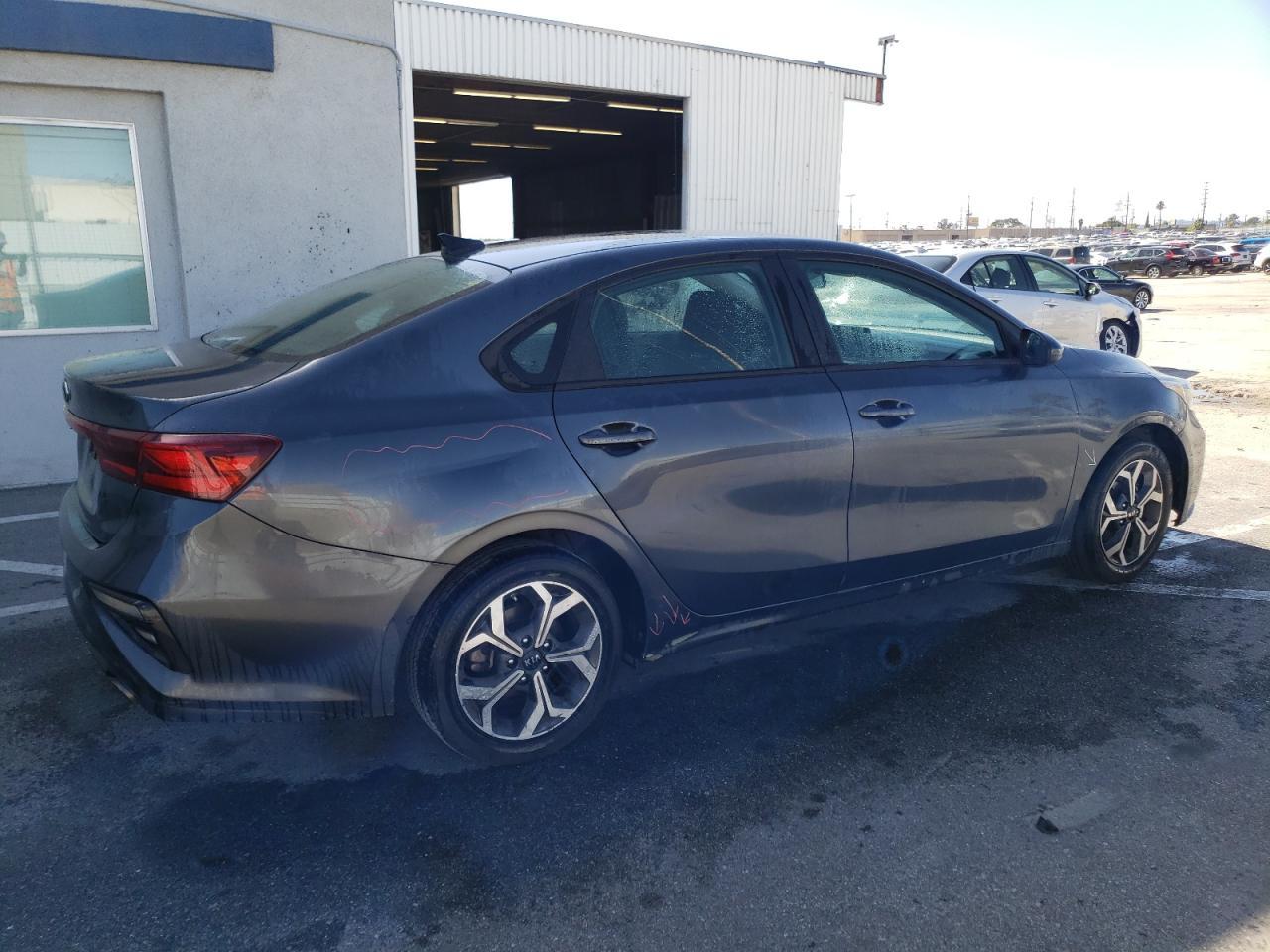 2021 KIA FORTE FE - Image 3
