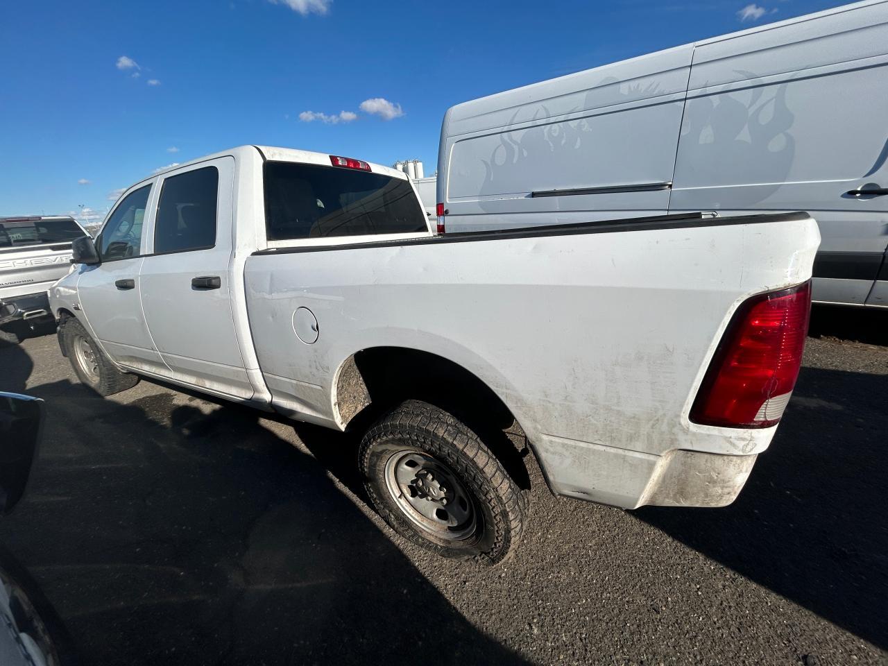 2014 RAM 1500 ST - Image 2