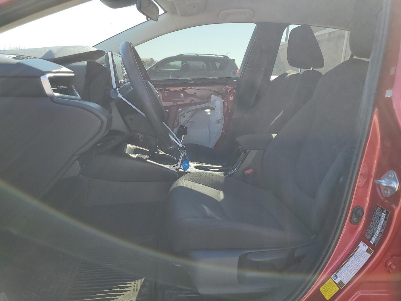 2020 TOYOTA COROLLA LE - Фото 7