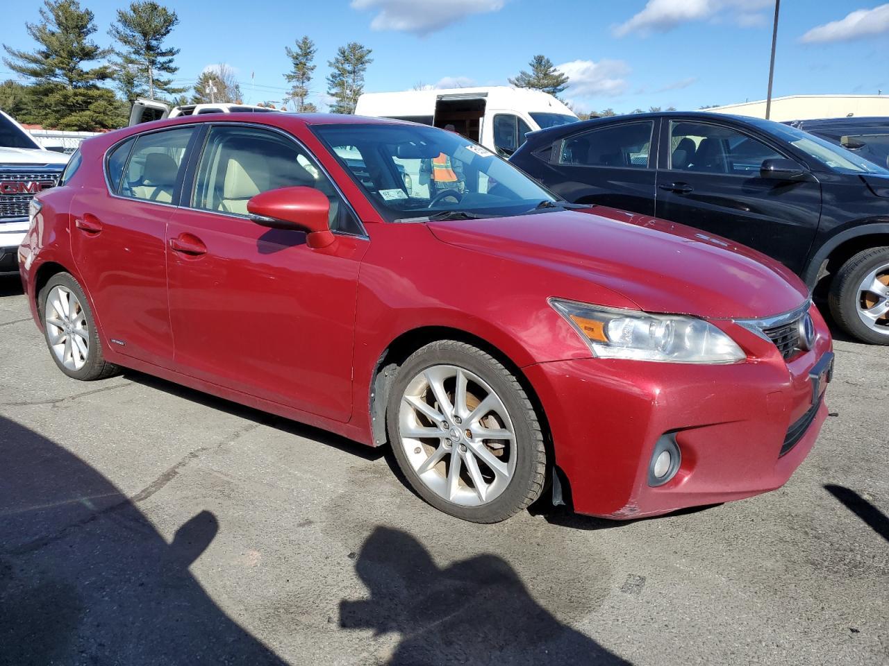 2011 LEXUS CT 200 - Image 4