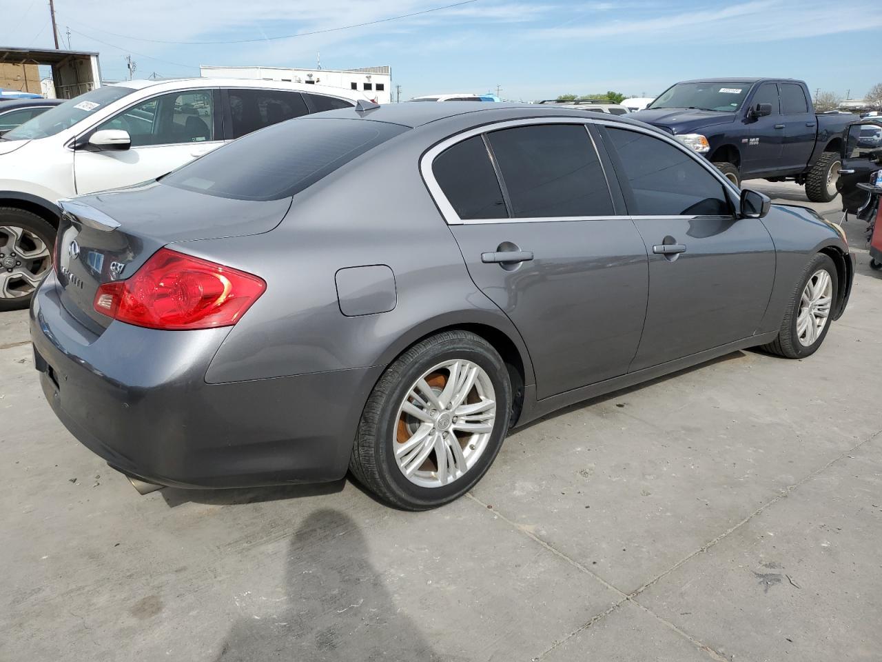 2012 INFINITI G37 BASE - Image 3