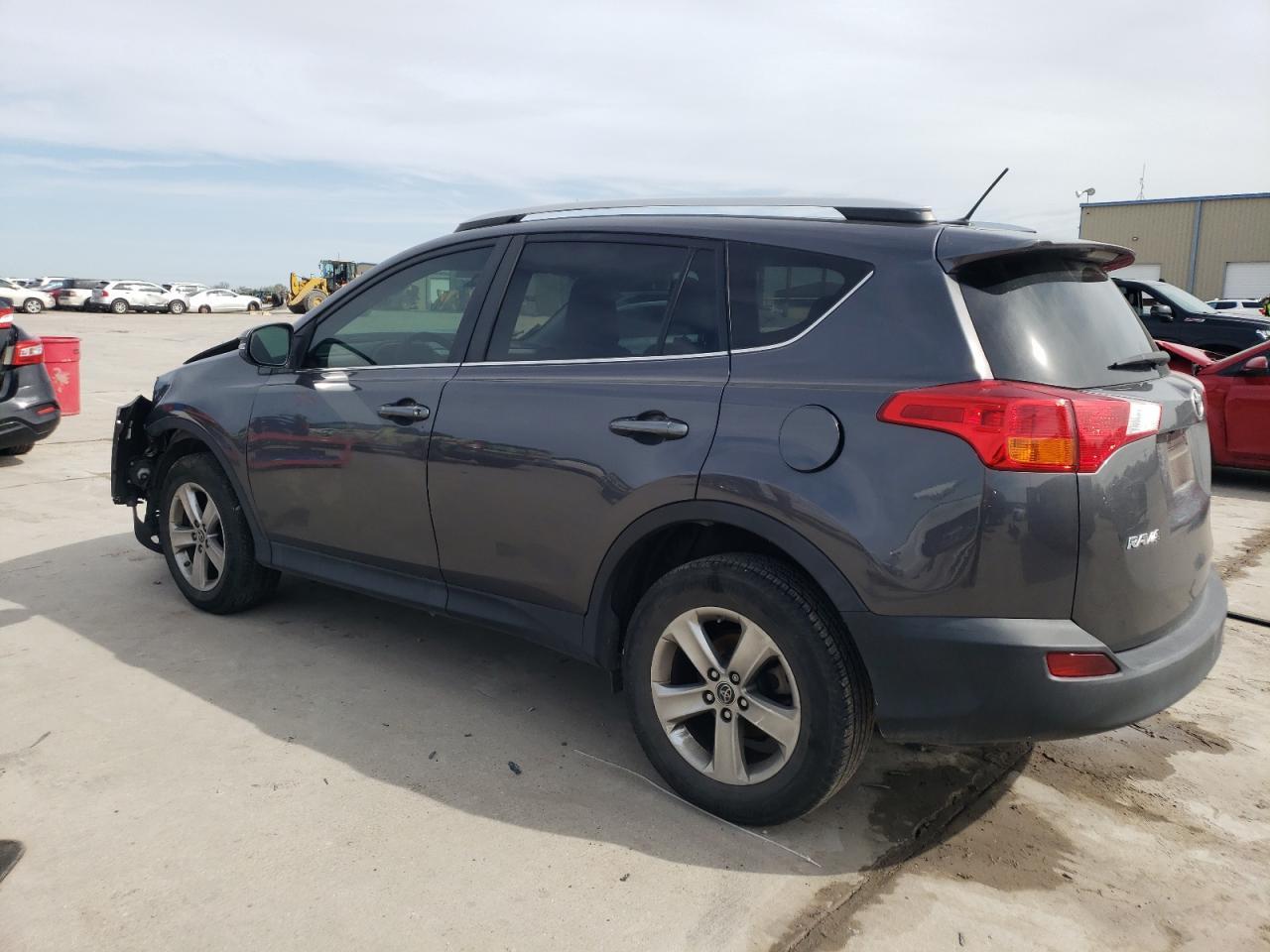 2015 TOYOTA RAV4 XLE - Image 2