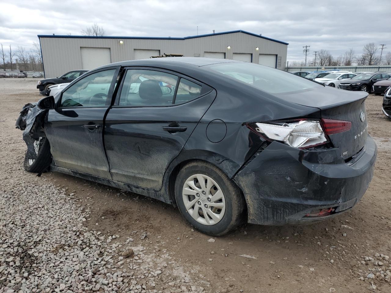 2019 HYUNDAI ELANTRA SE - Фото 2