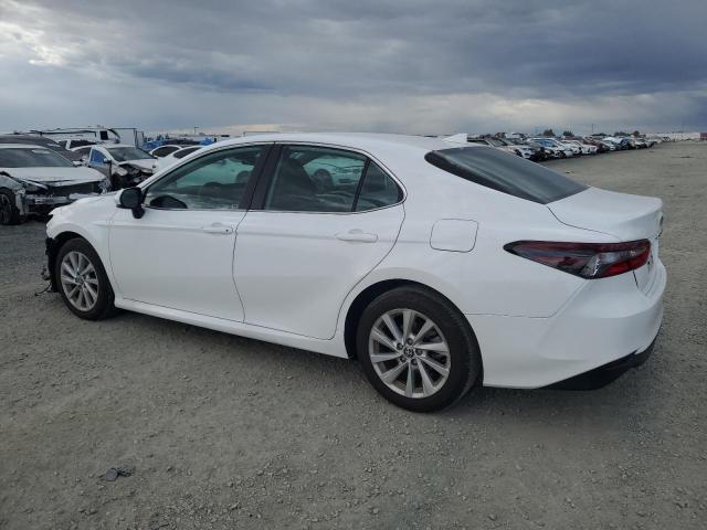 2023 Toyota Camry Le - Фото 2