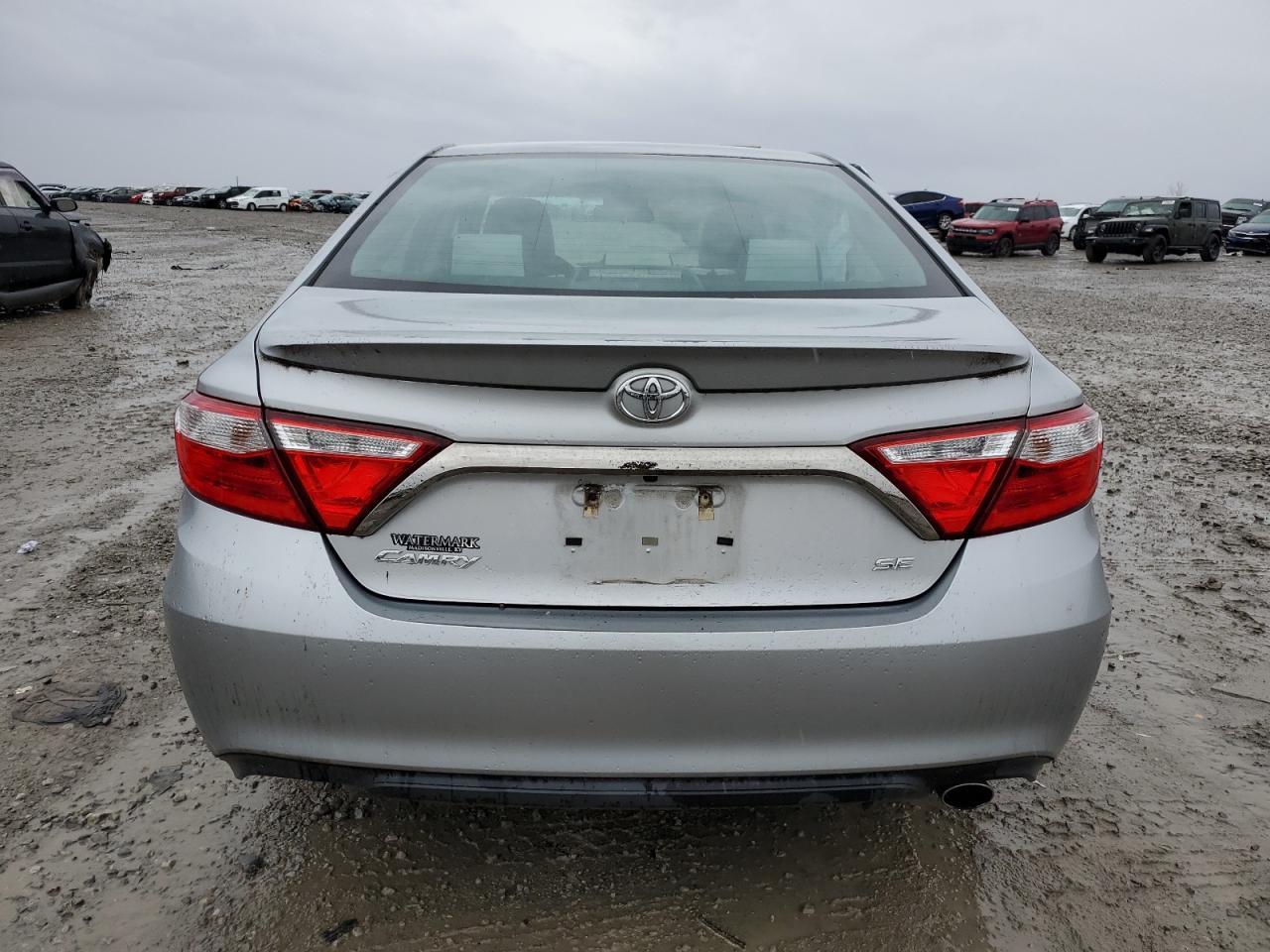 2017 TOYOTA CAMRY LE - Image 6