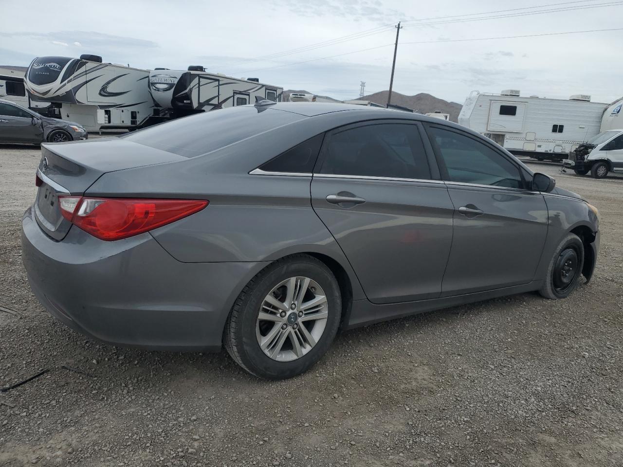 2013 HYUNDAI SONATA GLS - Фото 3