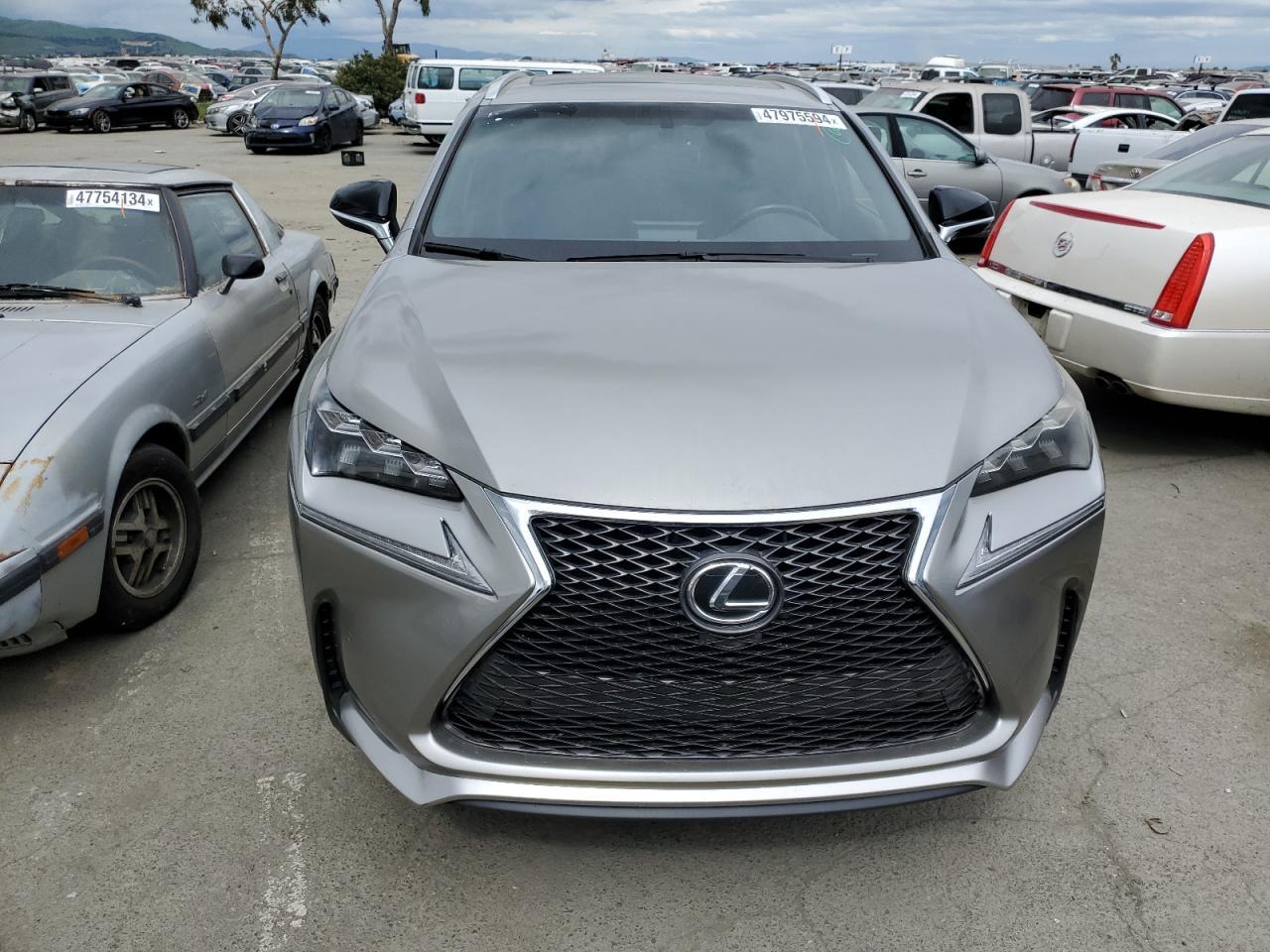 2016 LEXUS NX 200T BA - Фото 5