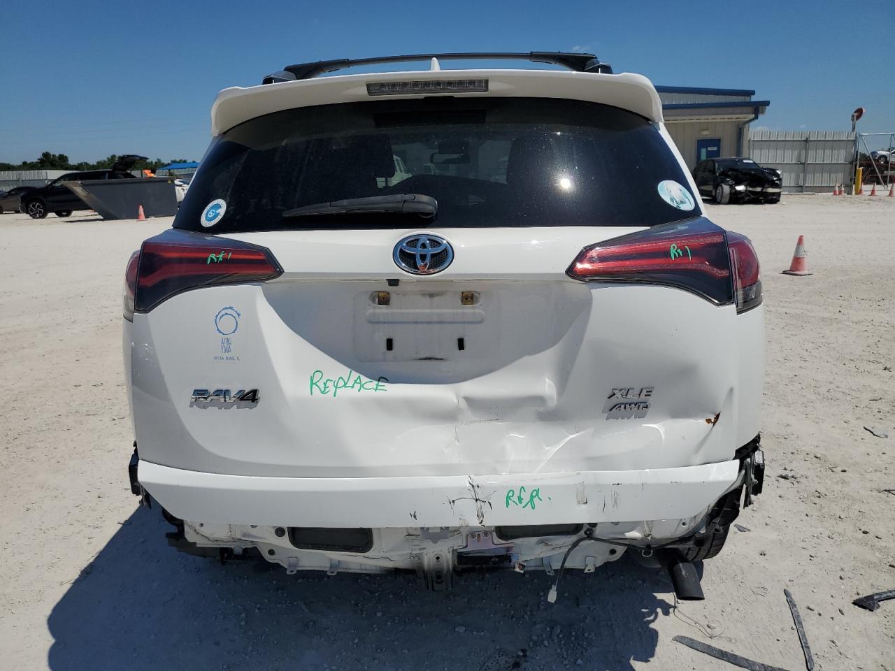 2018 TOYOTA RAV4 ADVEN - Image 6