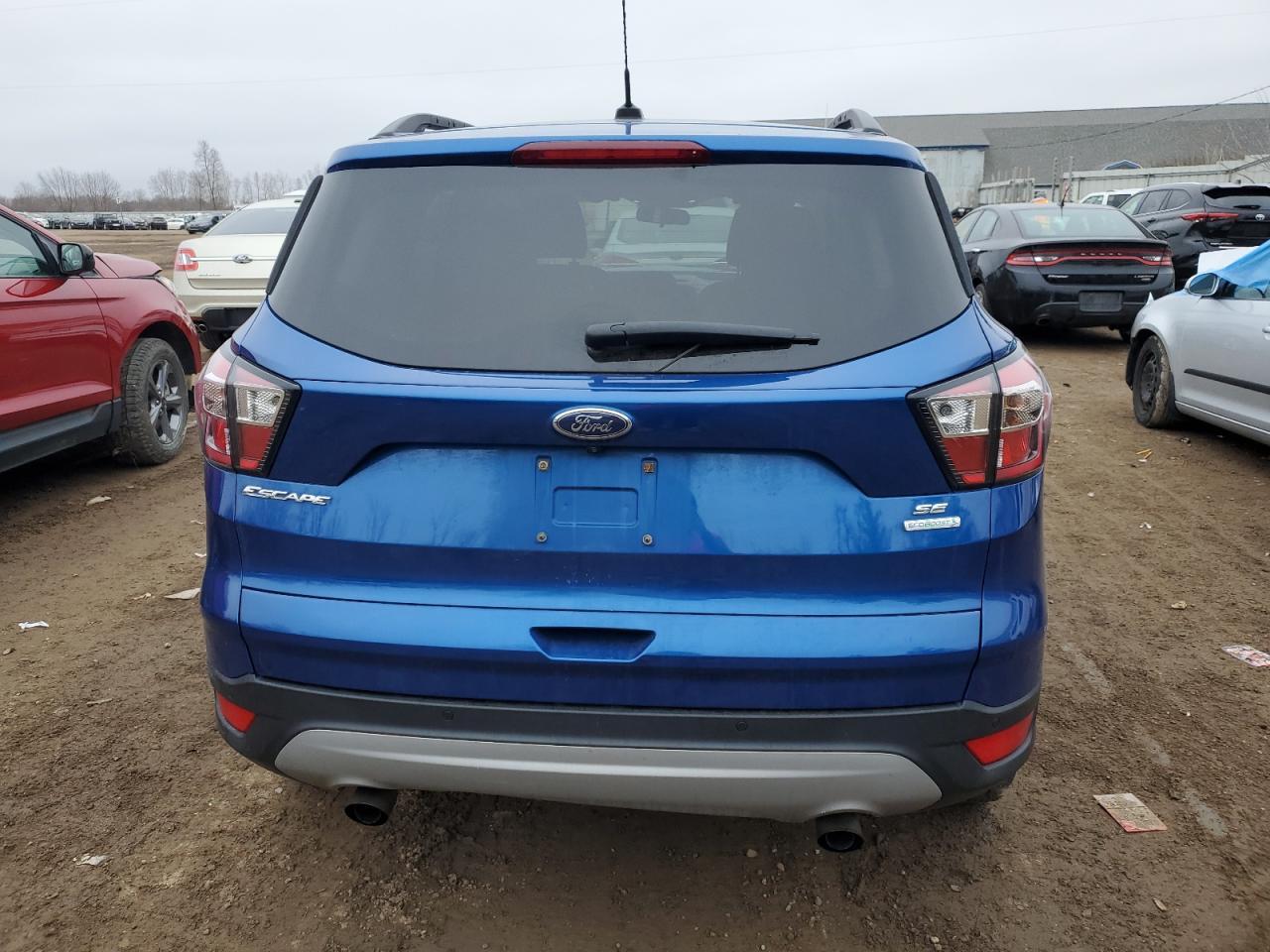 2017 FORD ESCAPE SE - Image 6