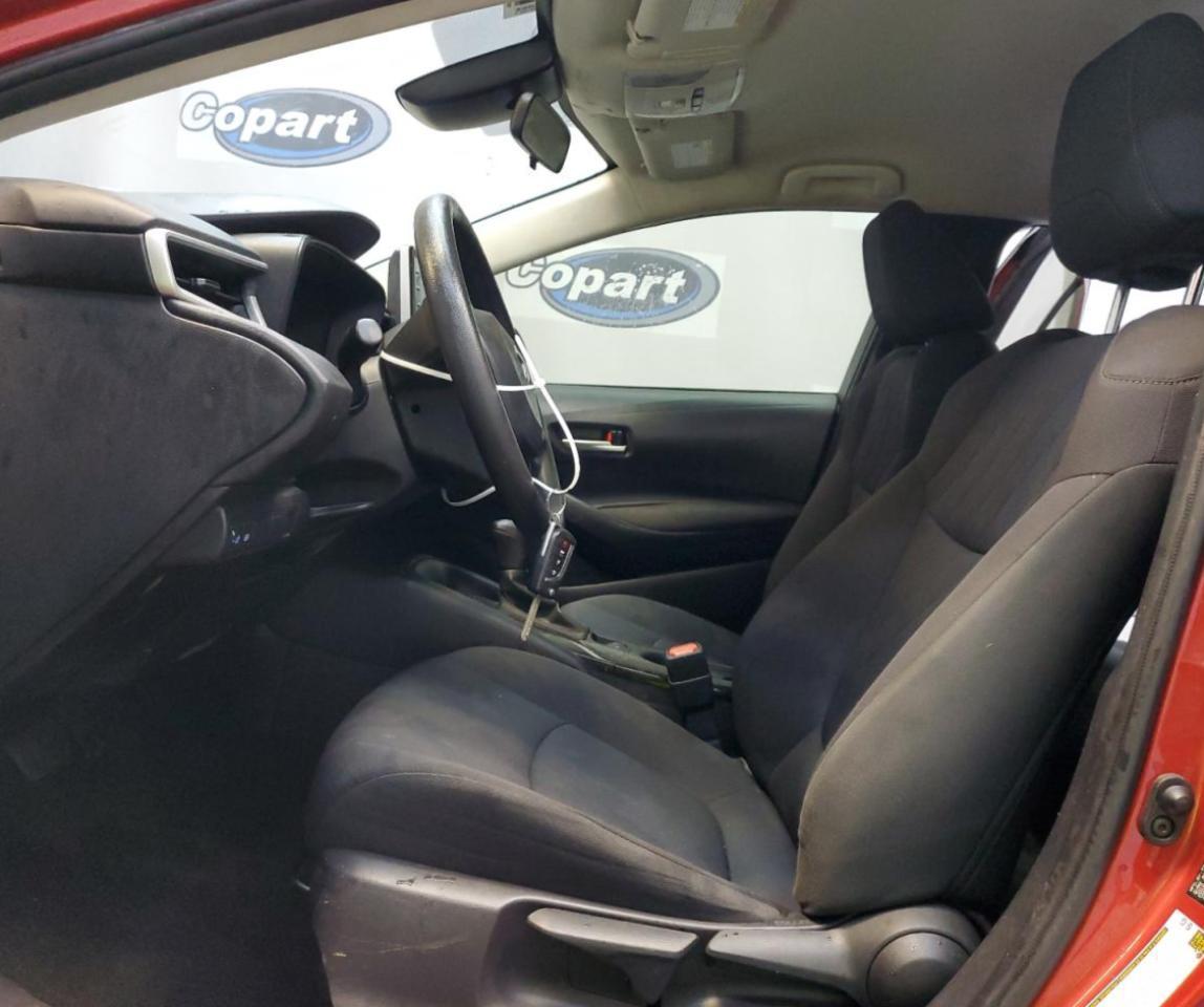 2021 TOYOTA COROLLA LE - Фото 7