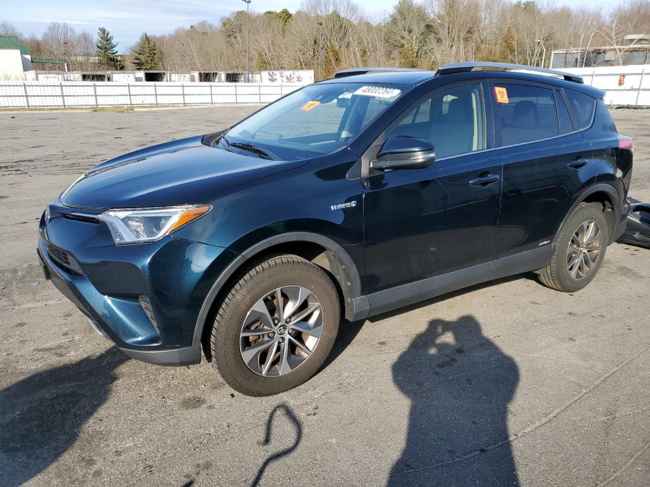 2018 TOYOTA RAV4 HV LE car image