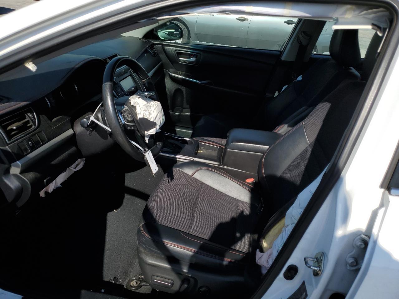 2016 TOYOTA CAMRY LE - Фото 7