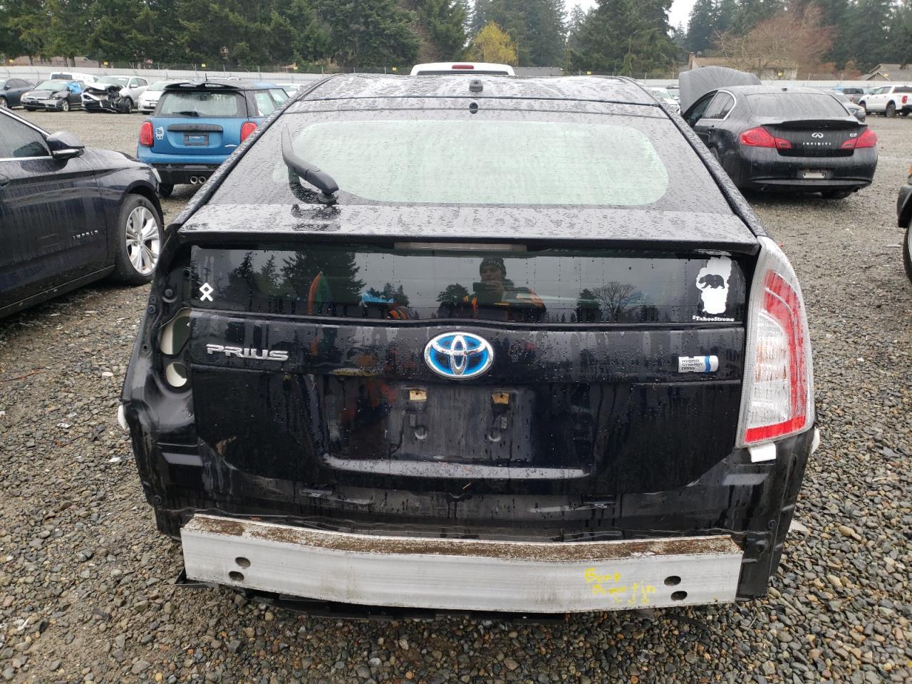2015 TOYOTA PRIUS - Image 6