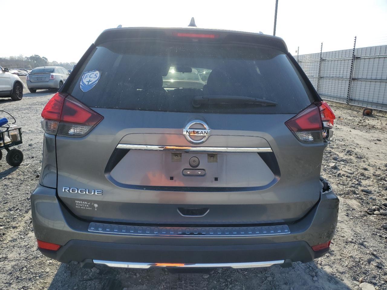 2017 NISSAN ROGUE S - Image 6