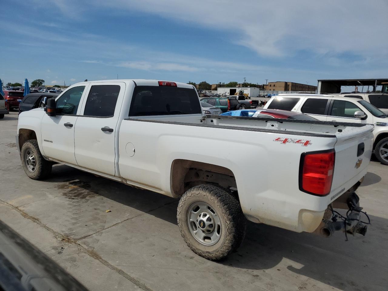 2017 CHEVROLET SILVERADO - Image 2