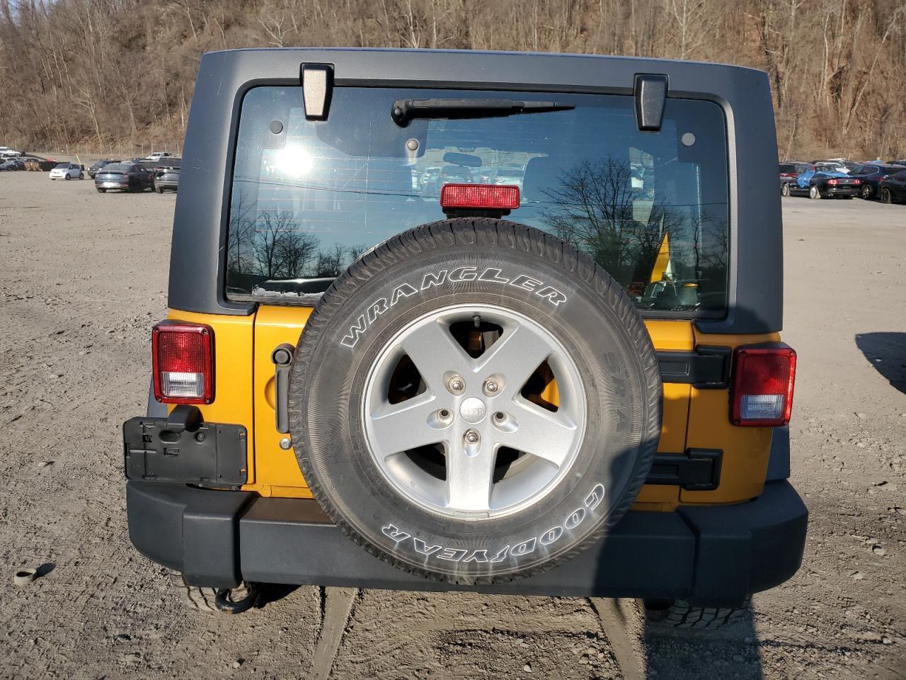 2014 JEEP WRANGLER U - Фото 6
