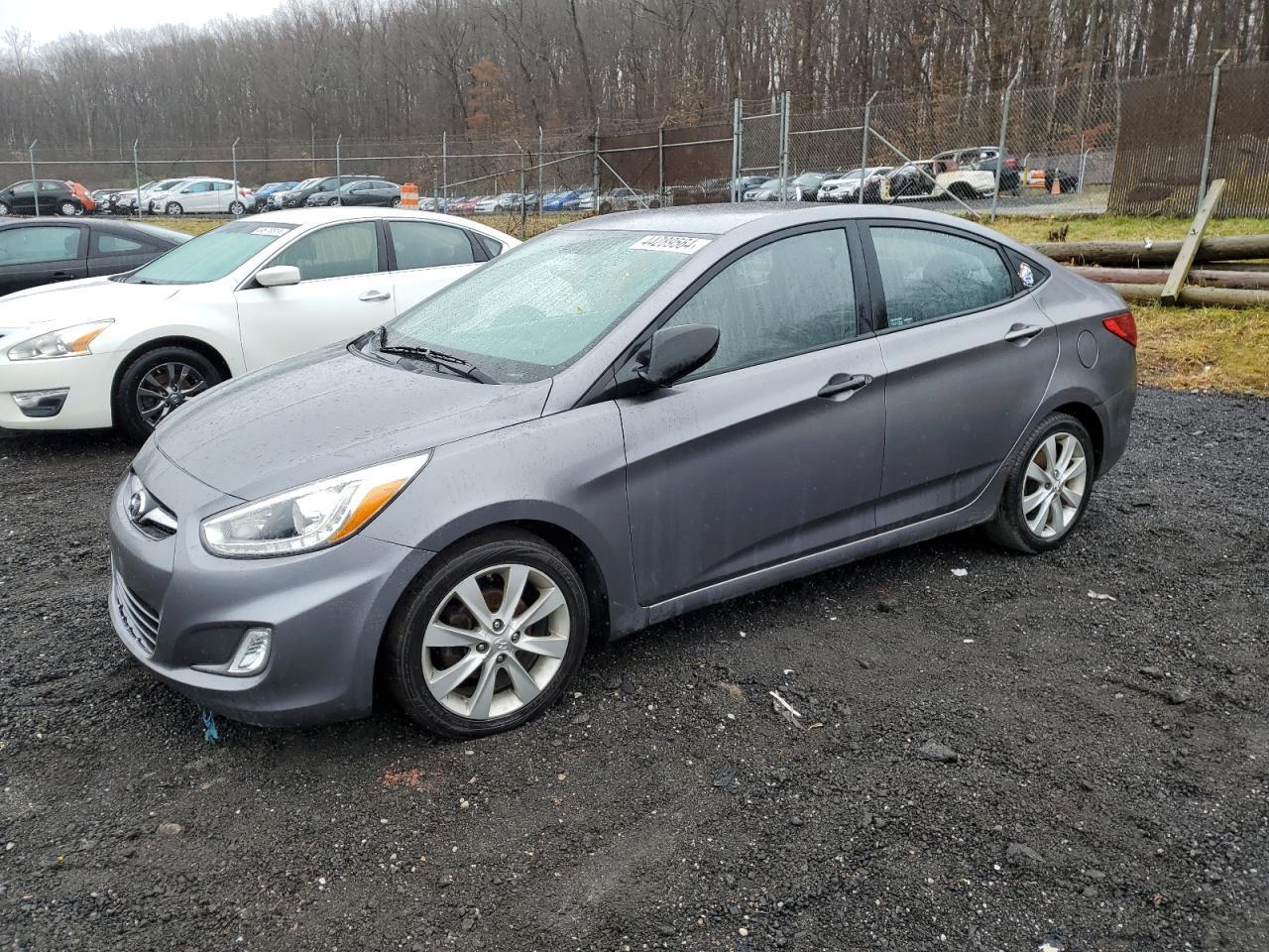 2014 HYUNDAI ACCENT GLS