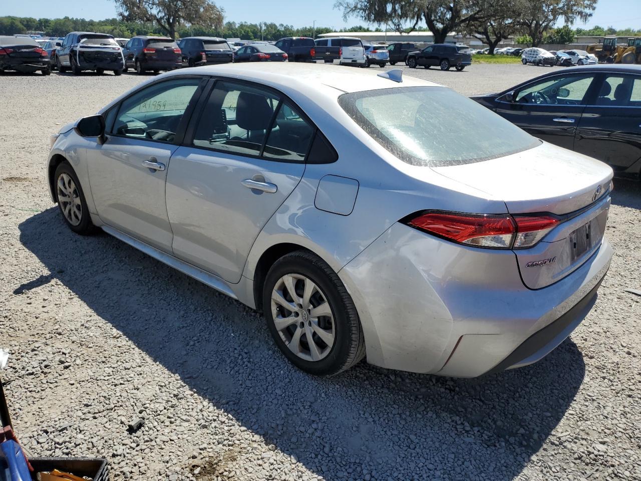 2021 TOYOTA COROLLA LE - Image 2
