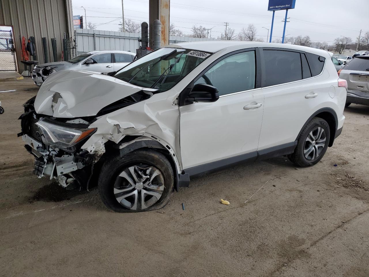 2018 TOYOTA RAV4 LE