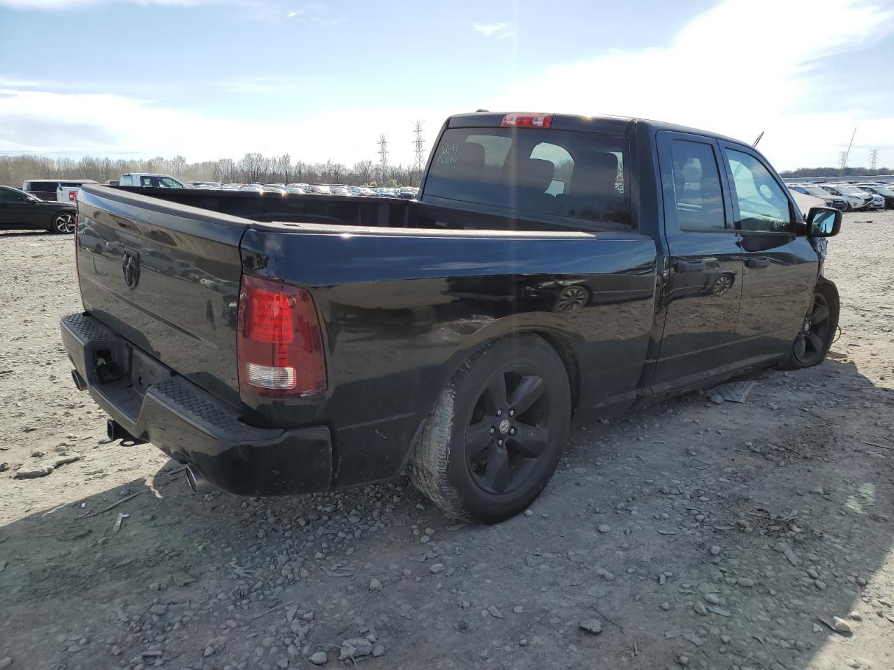 2014 RAM 1500 ST - Image 3