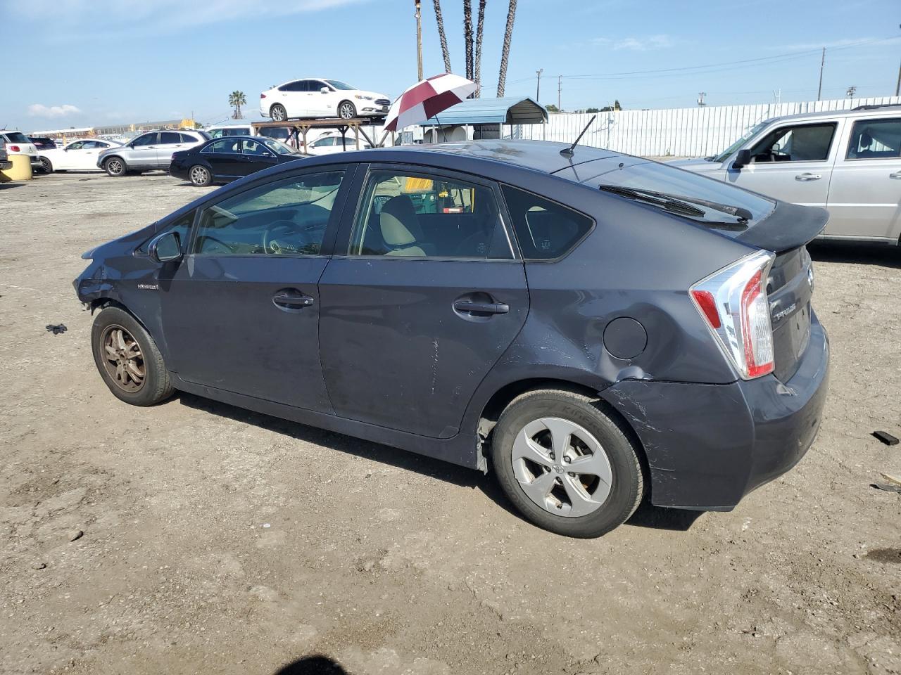 2013 TOYOTA PRIUS - Image 2
