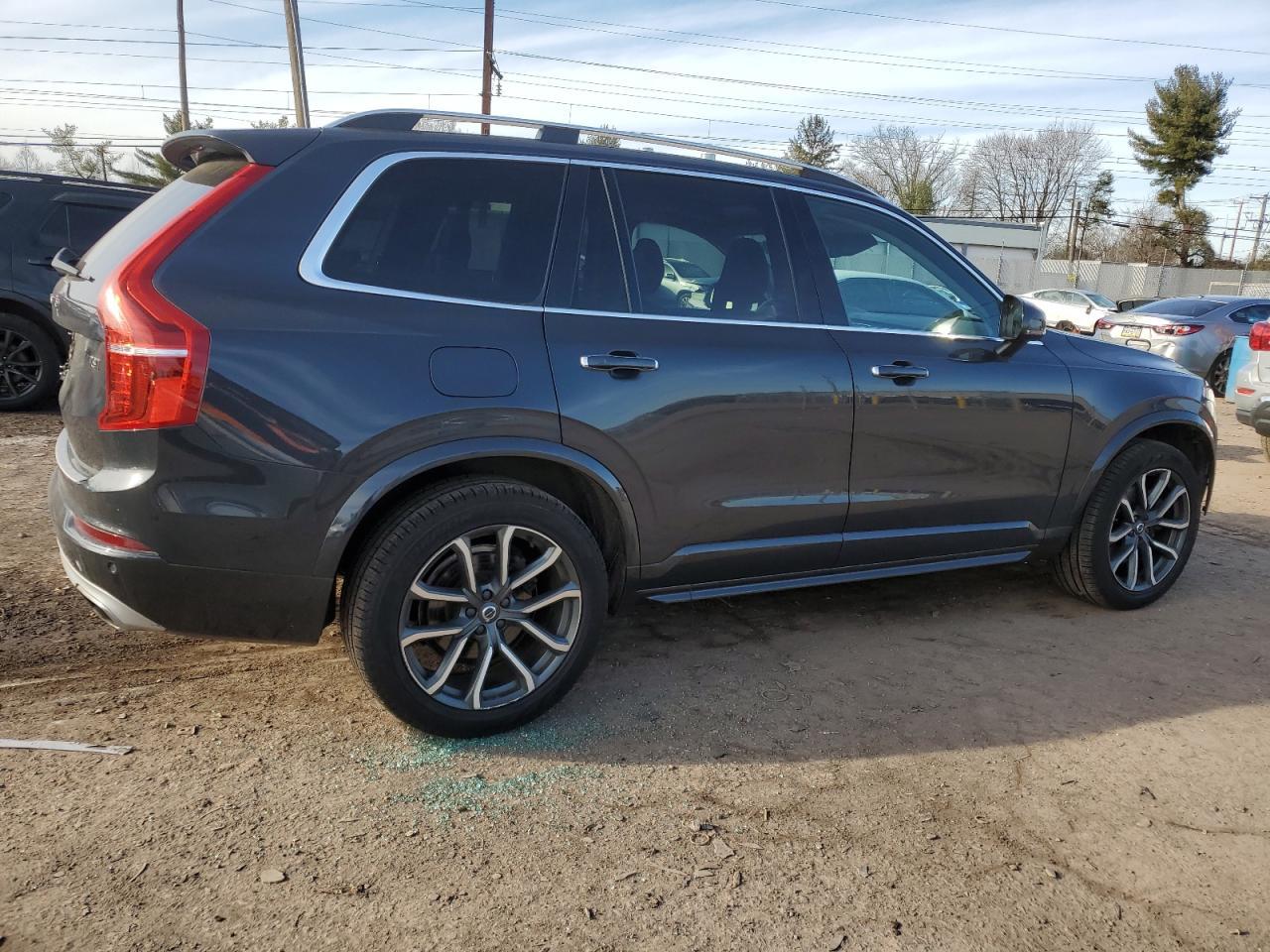 2016 VOLVO XC90 T6 - Фото 3