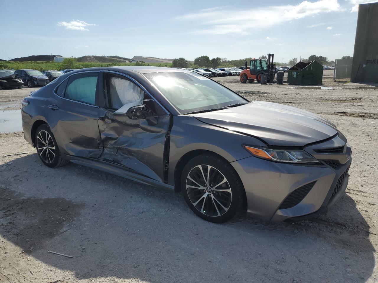 2018 TOYOTA CAMRY L - Фото 4