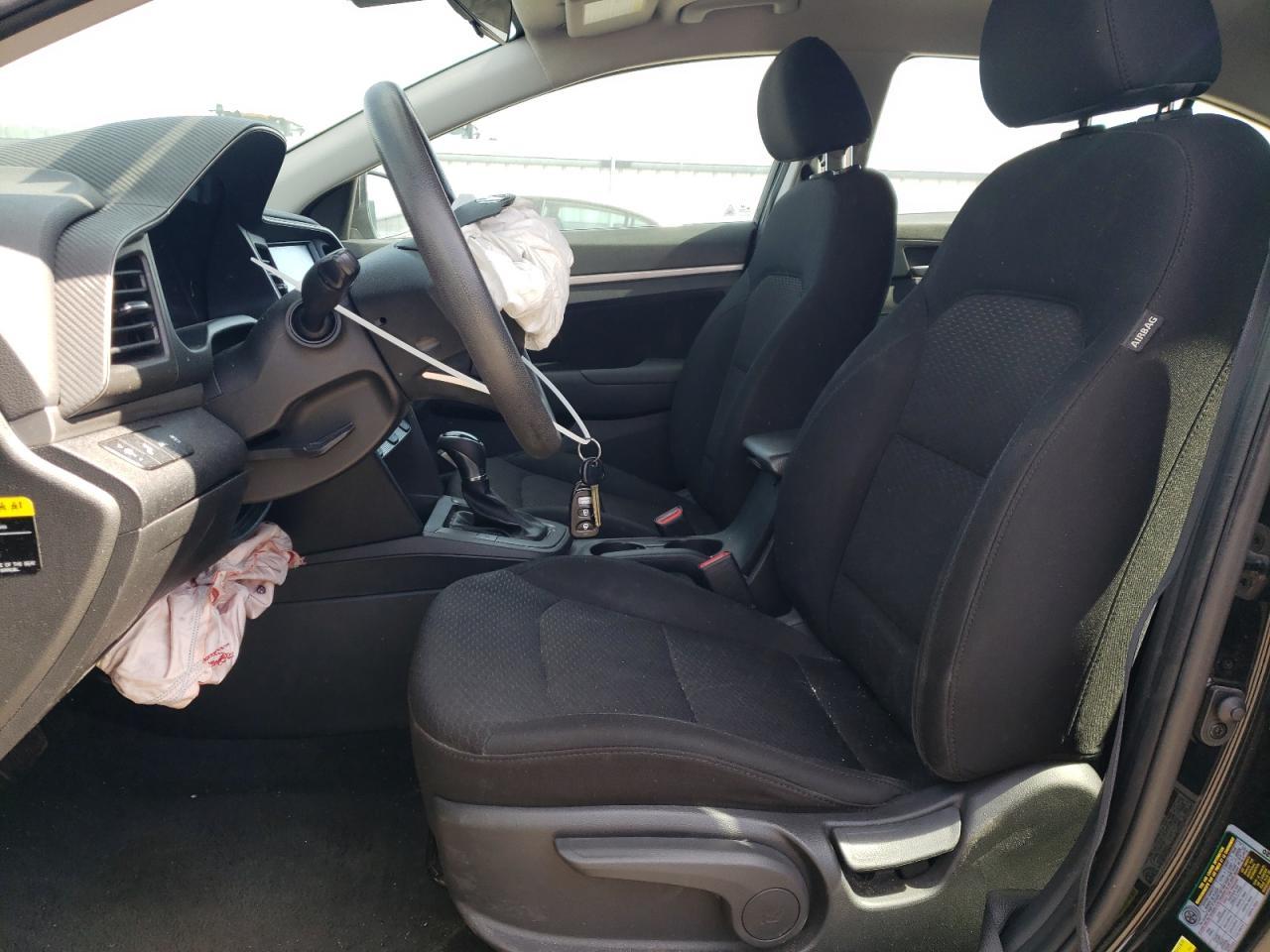2019 HYUNDAI ELANTRA SE - Фото 7
