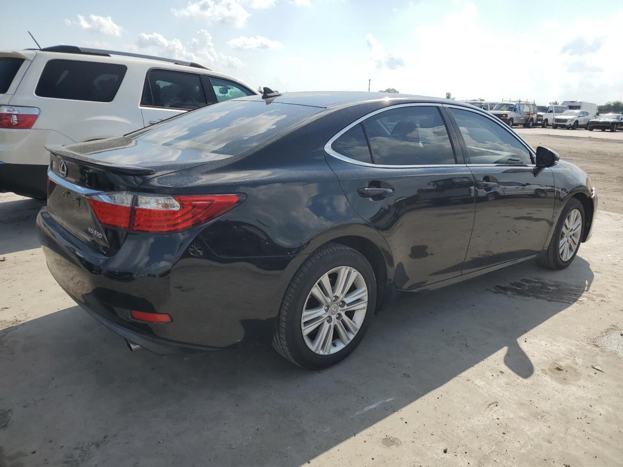 2014 LEXUS ES 350 - Image 3